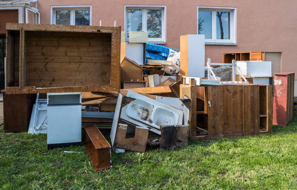 Best Yard Waste Removal  in Weimar, TX
