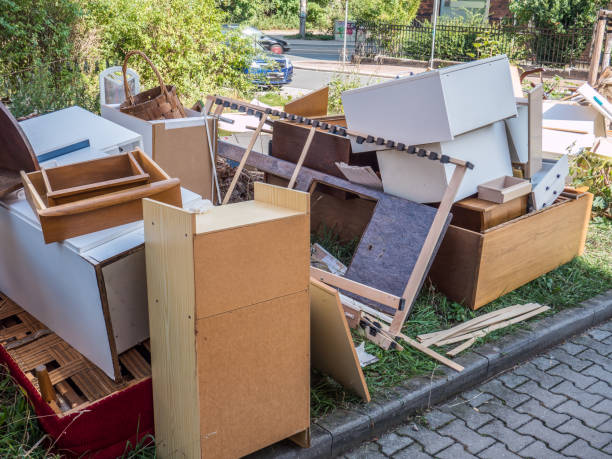 Best Commercial Cleanout Services  in Weimar, TX